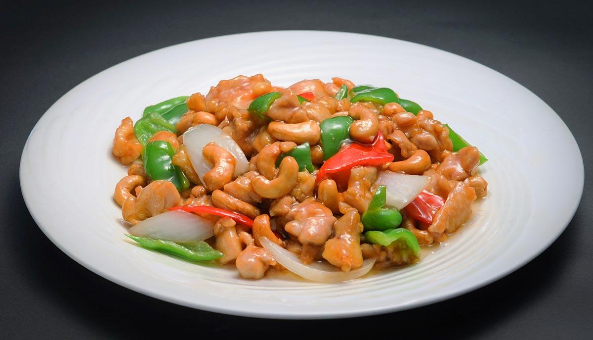 永利 鶏肉とカシューナッツ炒め