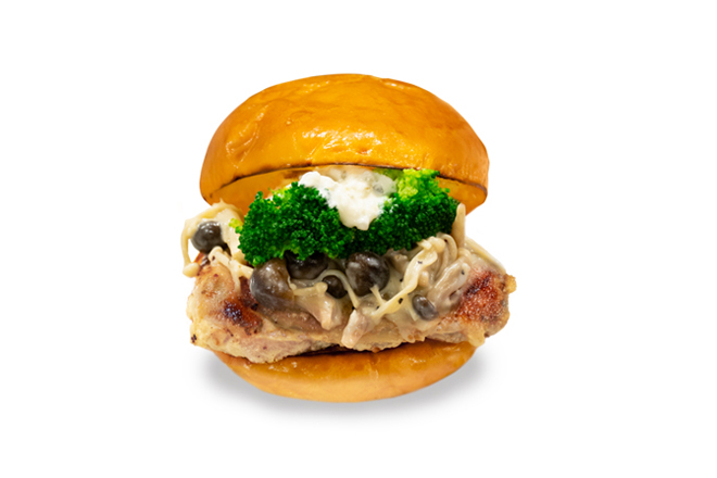 the 3rd burger 【期間限定】ブリオッシュバンズの木の子クリームバーガー(チキン)