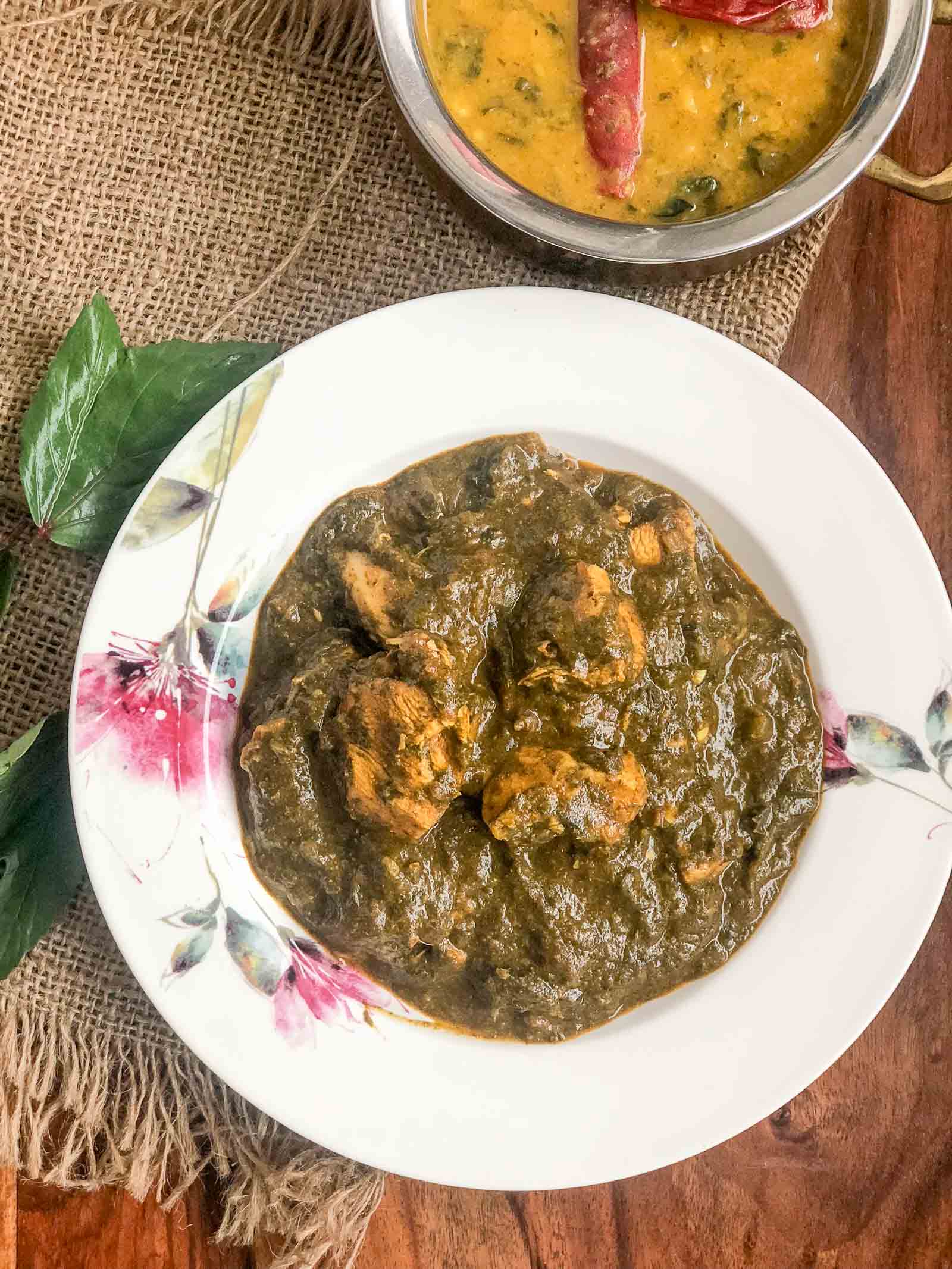 ニルワナム Saag Chicken Curry サーグチキンカレー
