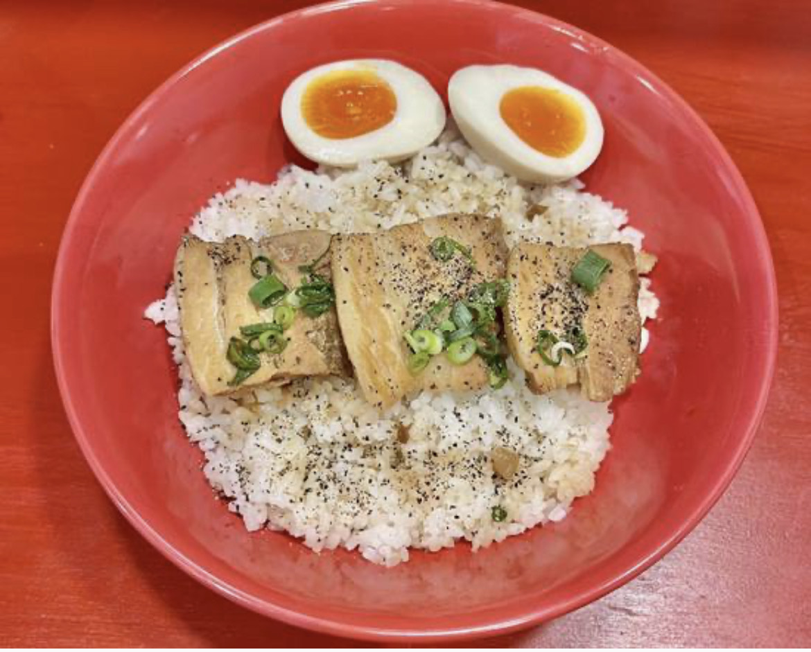 横浜家系ラーメン赤家 肉丼