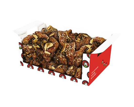 クリスピーチキンアンドトマト ブラックアーリオチキン Black Garlic Chicken