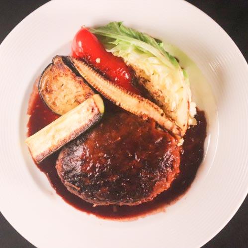 トラットリア クアルト 大人気！がっつりハンバーグ 300g