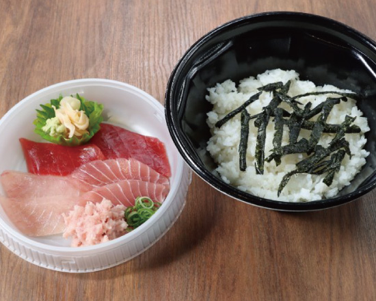 目利きの銀次 まぐろ四色丼