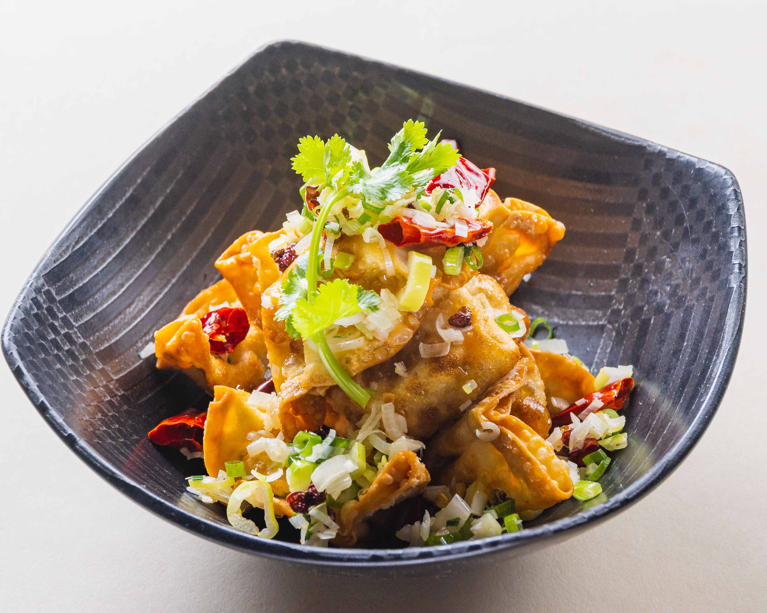 西安餃子 山椒塩で仕上げた揚げひとくち餃子<8個>