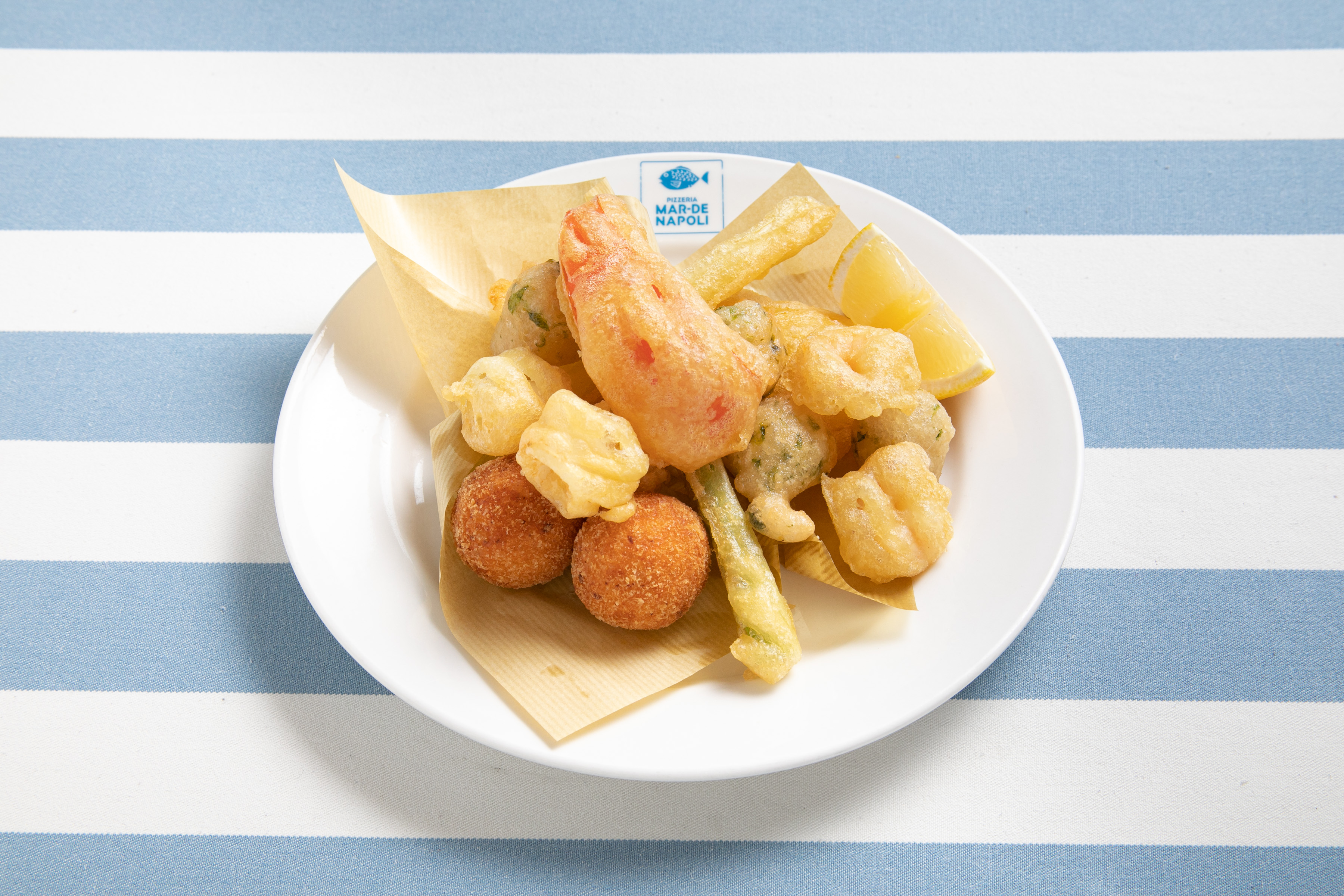 ピッツェリア マルデナポリ ナポリ風色々揚げ物盛り合わせ