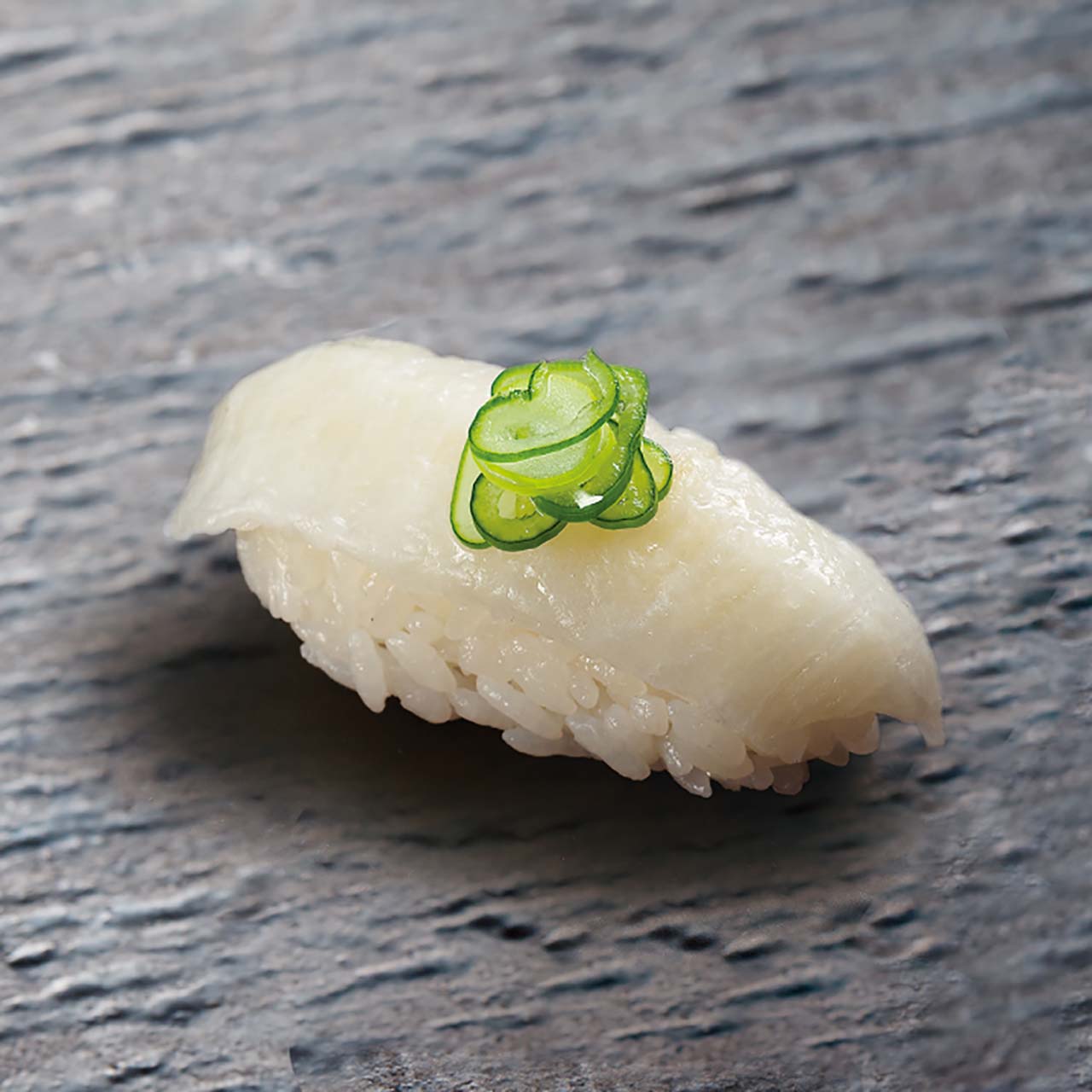 小僧寿し 単品 えんがわ