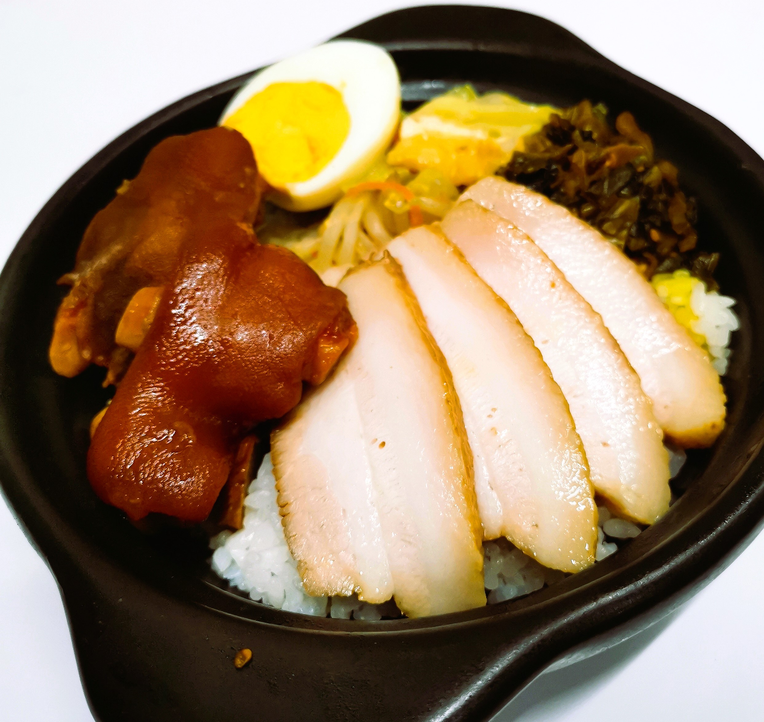 台湾小籠包 叉焼猪脚飯(叉焼豚足飯)Roast pork and pork trotter rice