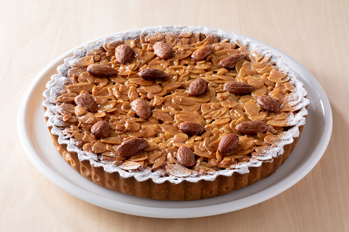 フロプレステージュ アーモンドのフロランタンタルト(ホール20cm)
