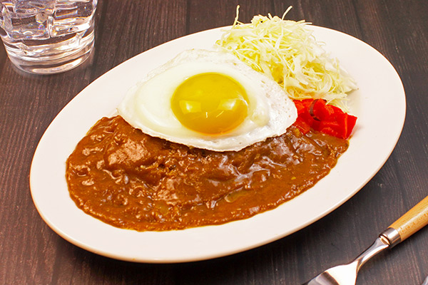 【最強トッピング】目玉焼きカレー