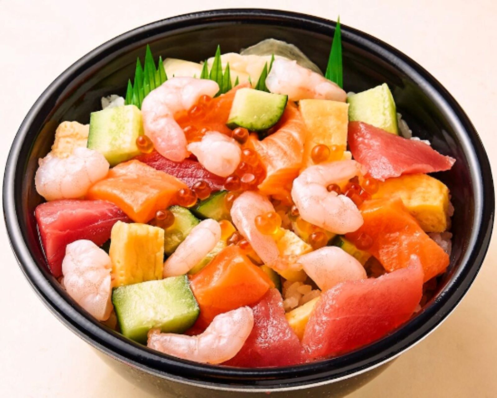 魚丼 ひなちらし丼(37)