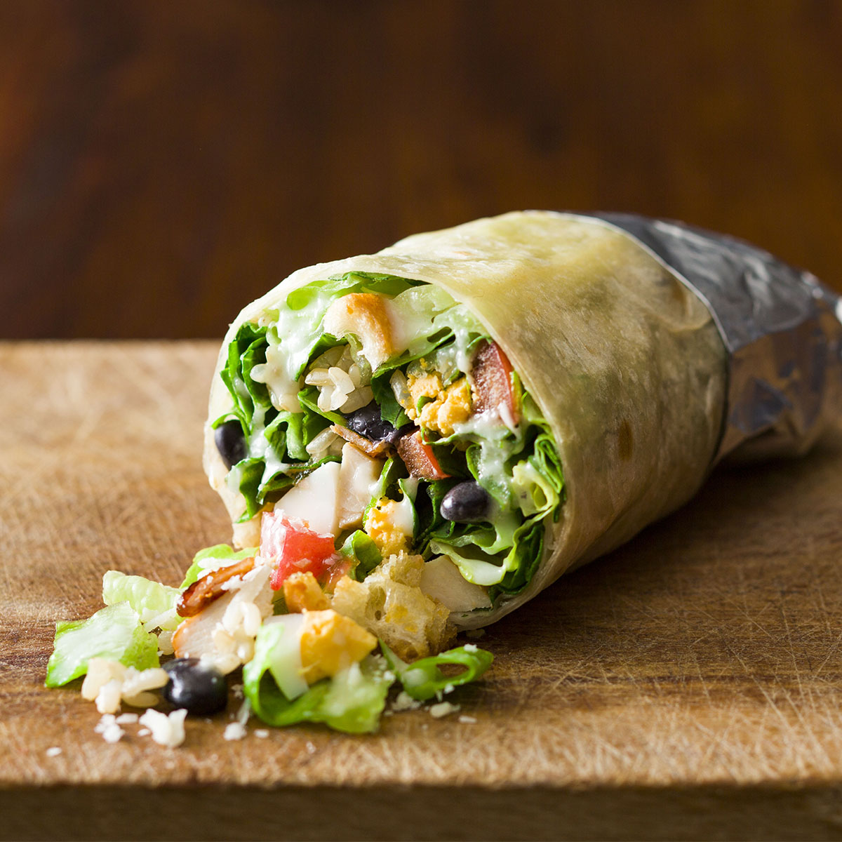 CHOPPED SALAD DAYS グリルドチキンシーザー_ブリート