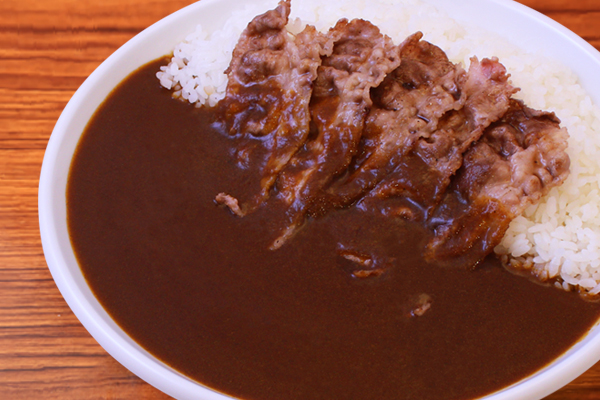 鉄板王国 牛カルビカレー Beef Ribs Curry