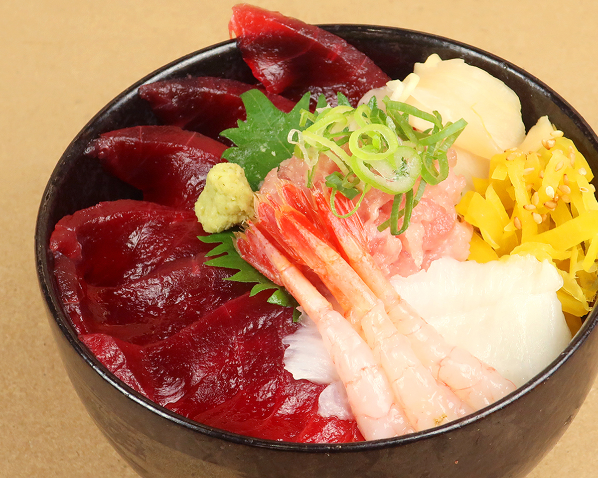 職人のシャリで食べるまぐろ丼 まぐろ近衛 まぐろがメインの海鮮丼