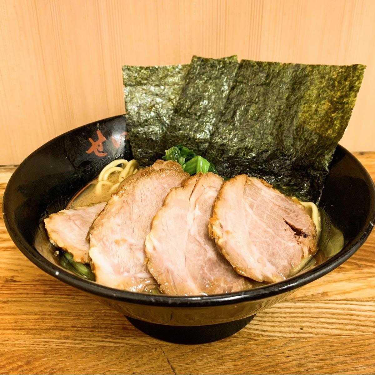 せい家 チャーシュー麺