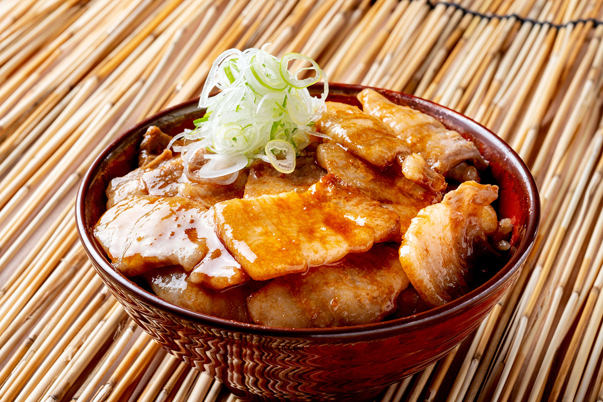 韓国カルビ丼とスンドゥブ 洞山 デジカルビ丼(味噌だれ)