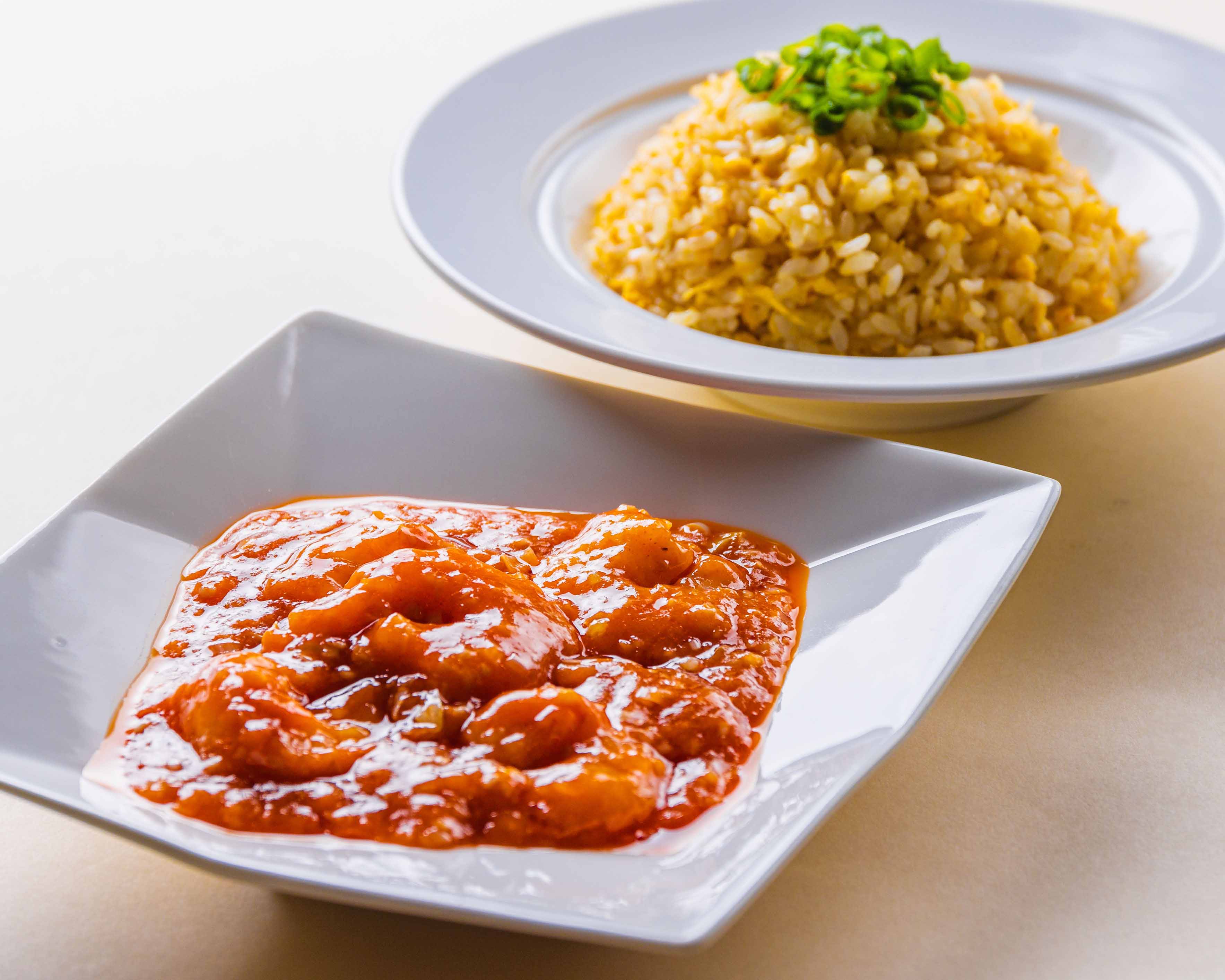 西安餃子 海老チリソース＆チャーハン