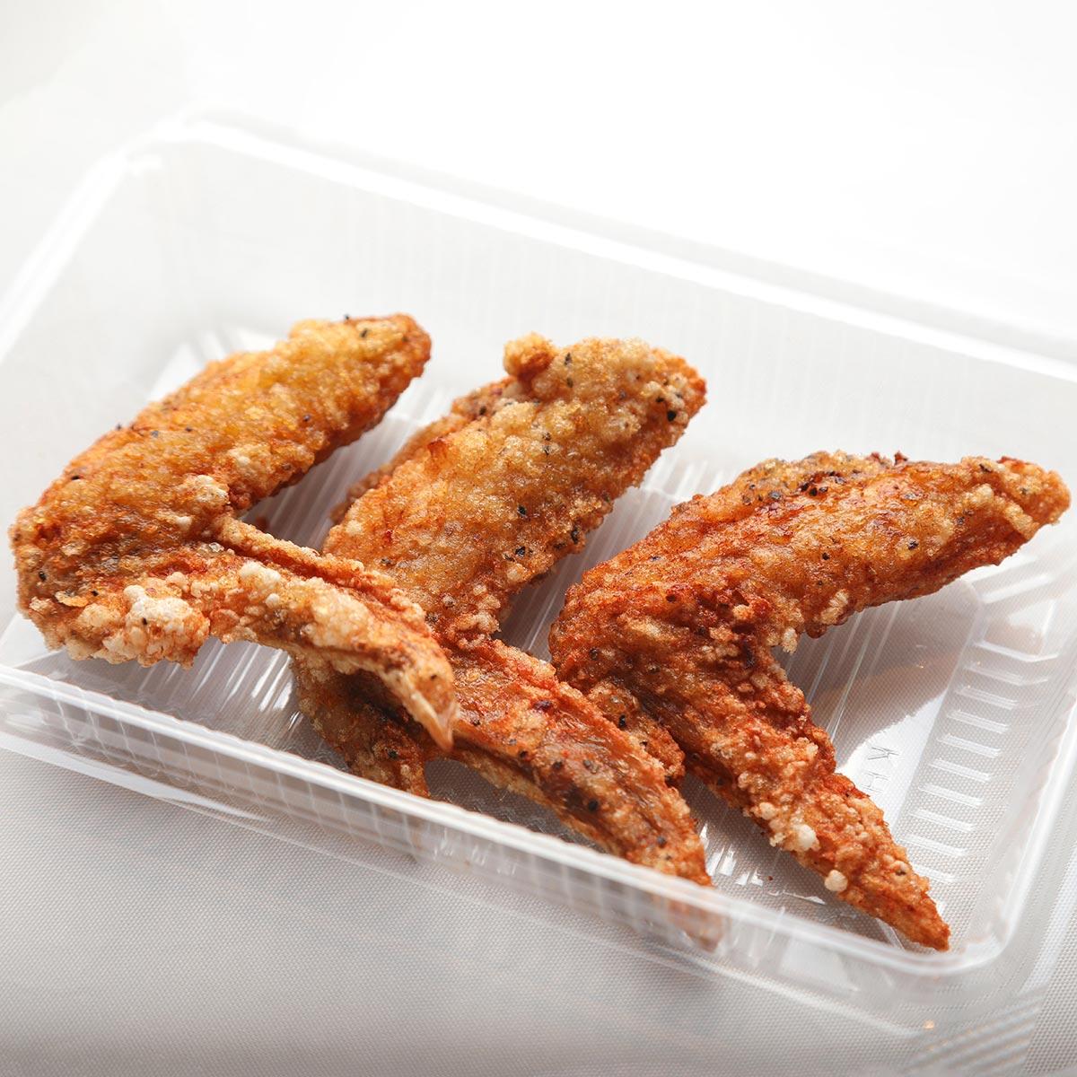 もつ鍋やましょう 手羽先の唐揚(1本)