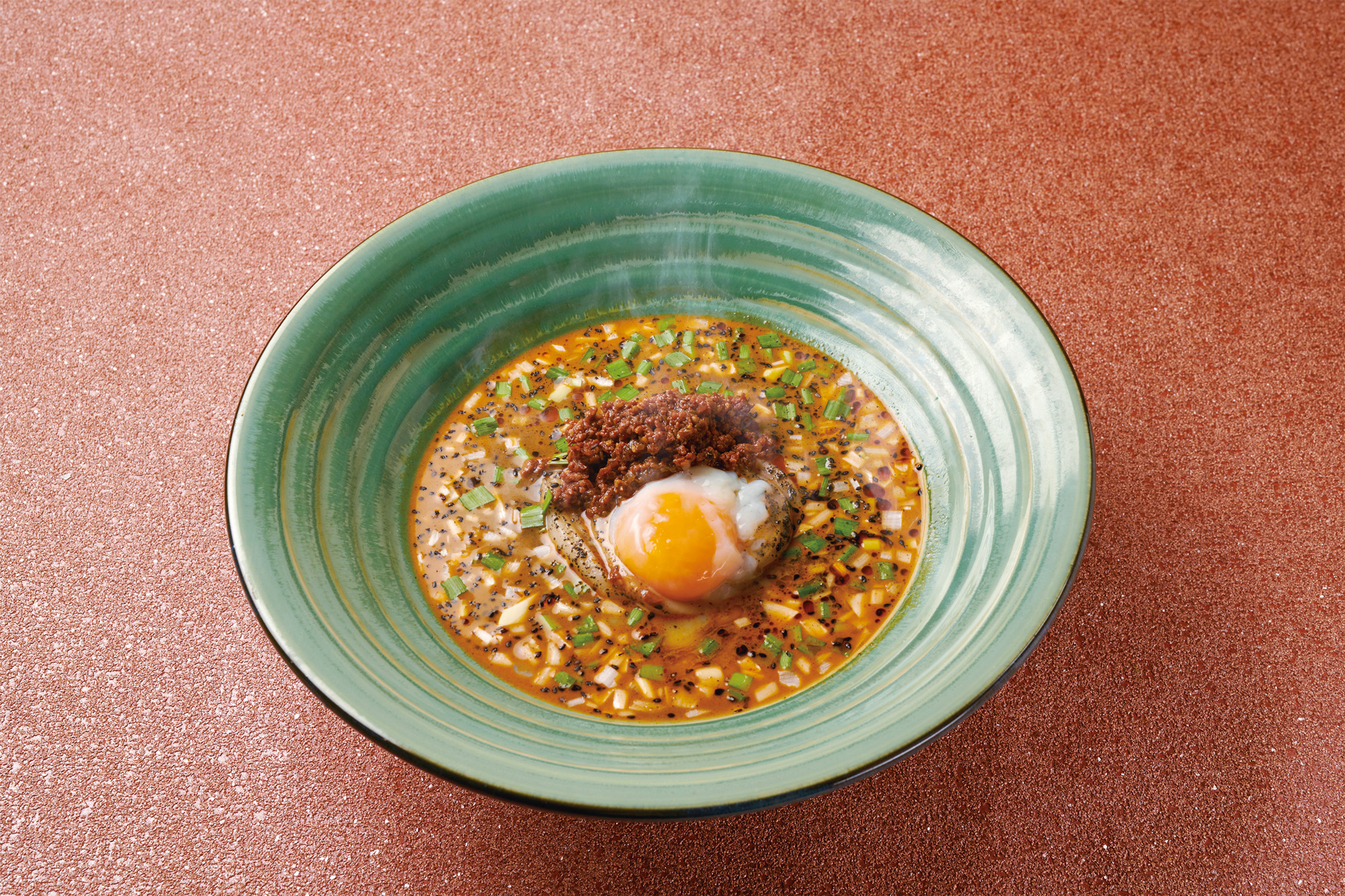 つるとんたん 黒胡麻担々麵のおうどん(温)