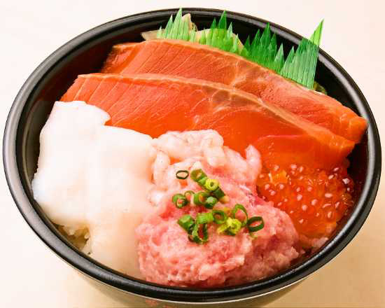 魚丼 まんまる丼(23)