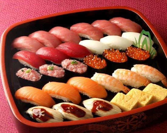 柿家すし 特選盛り込み（3人前/27貫〜）